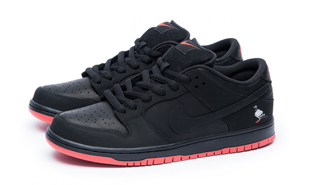 Nike dunk low pro black. Nike SB Dunk Low Black Pigeon. Nike SB Dunk Low черные. Nike SB Dunk Low Black. Nike SB Dunk Low Black Pigeon черные.