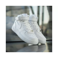 Кроссовки зимние Nike Air Force 1 Mid All White белые