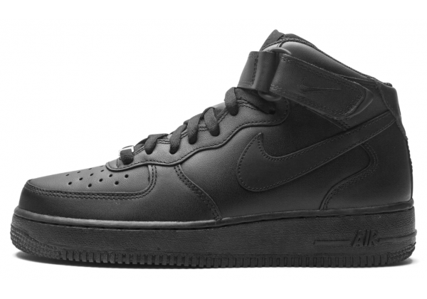 Nike Air Force 1 Mid Black с мехом