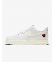 Кроссовки Nike Air Force 1 белые с сердцем